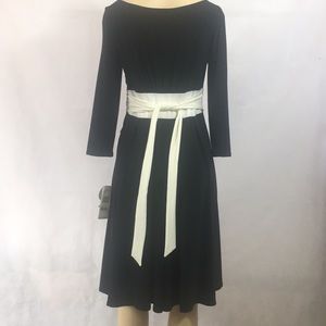 Nine West black and white dress size 10